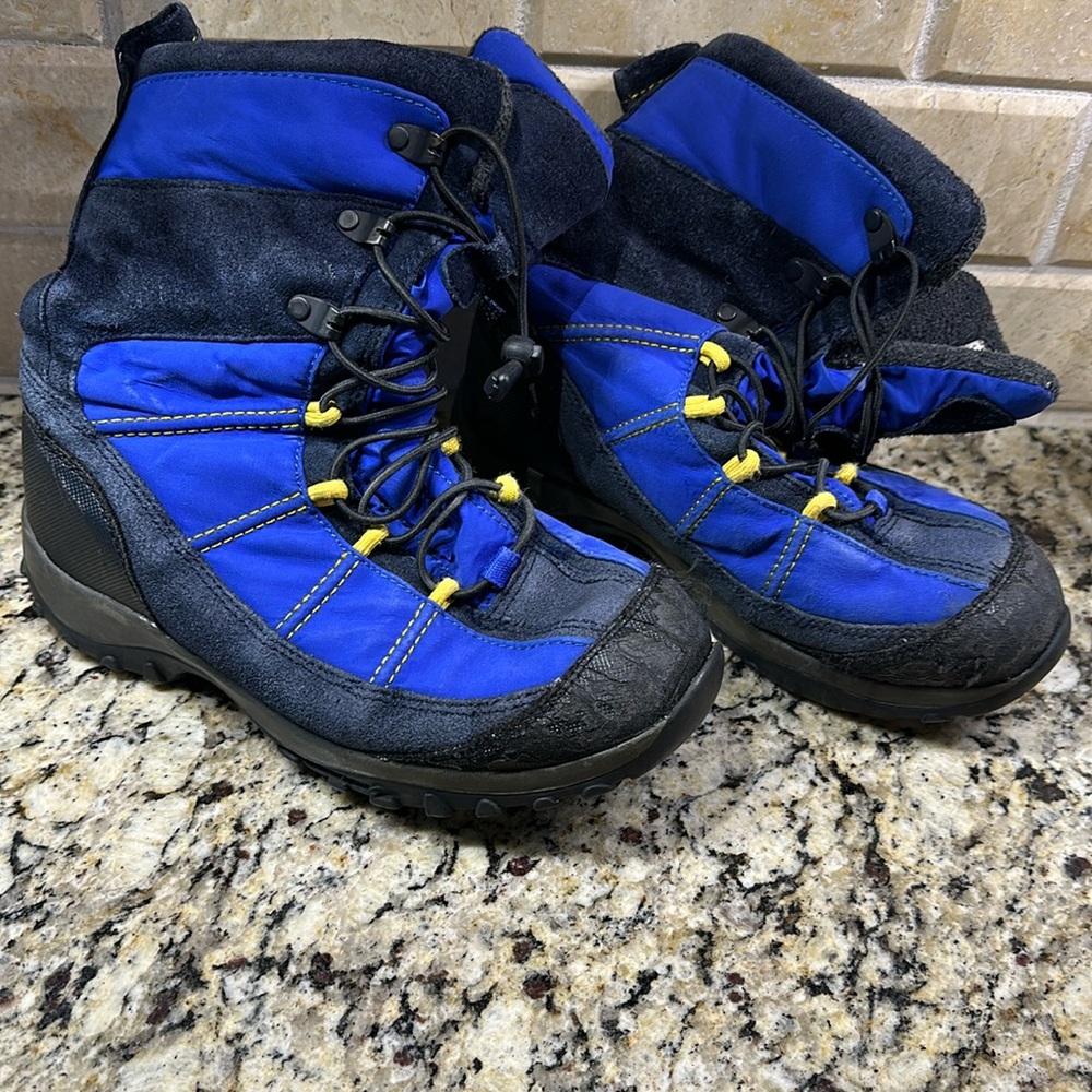 Lands End Youth Boys Blue and Black Winter Snow Boots